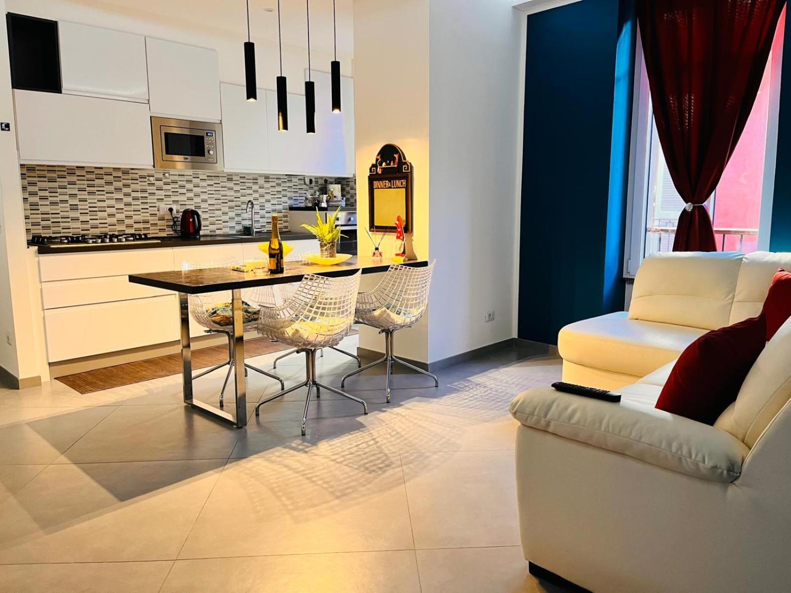 Nice Apartments In The Historic Center Вербания Экстерьер фото